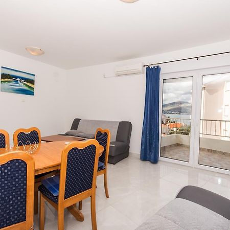 Apartment Horizont 特罗吉尔 外观 照片